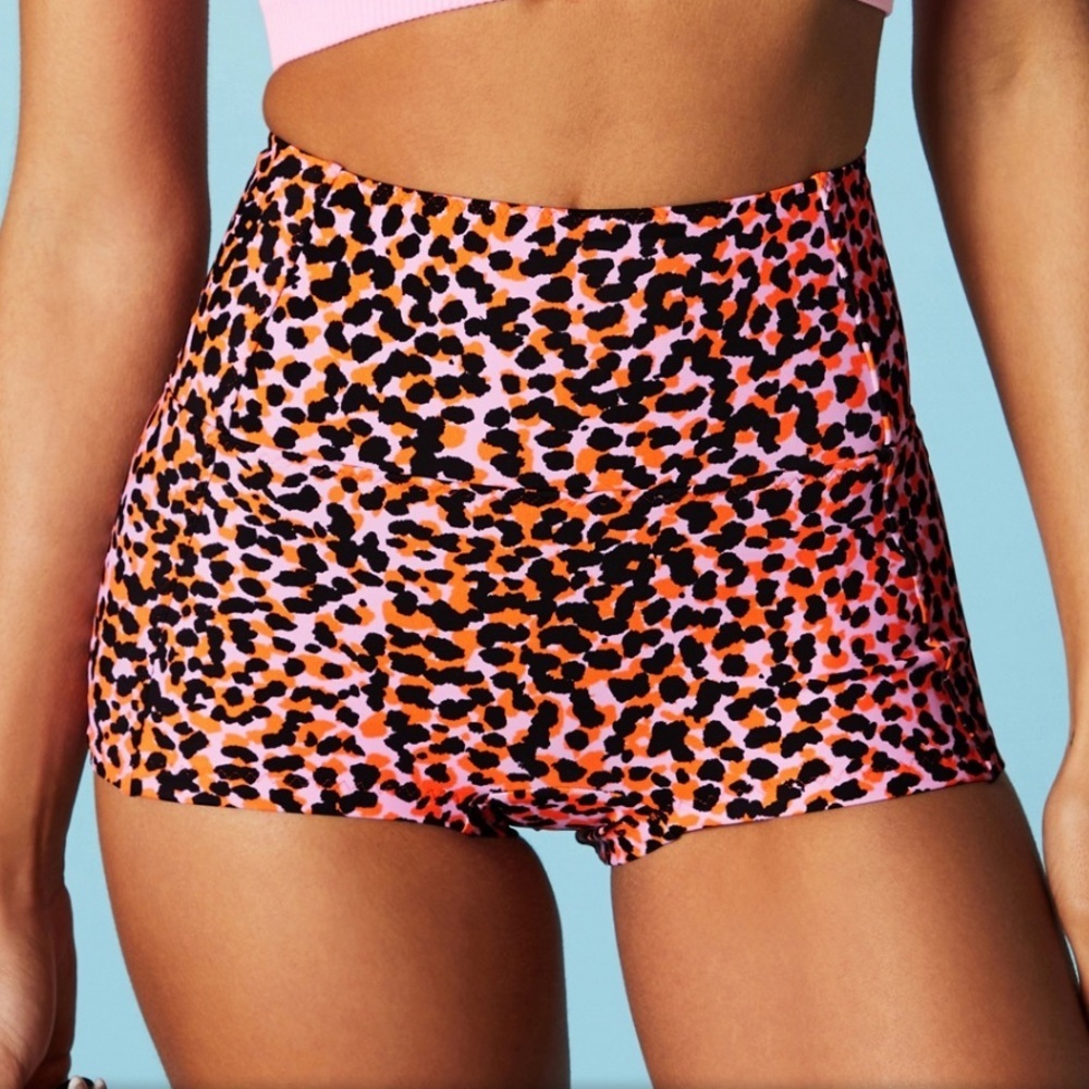 Fabletics High-Waisted Shaping Swim Shorts in Flash Orange Safari Size Small 61